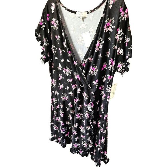 NEW NO COMMENT PLUS Women's Super Soft Floral Ruffle Trim Midi Dress. - Picture 6 of 13